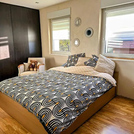 Apartmán Ecrin 2 Private Free Parking