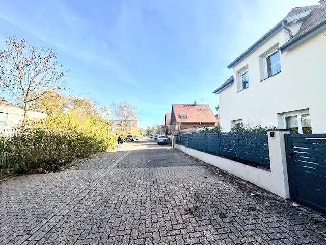 Ecrin 2 Private Free Parking Ostwald